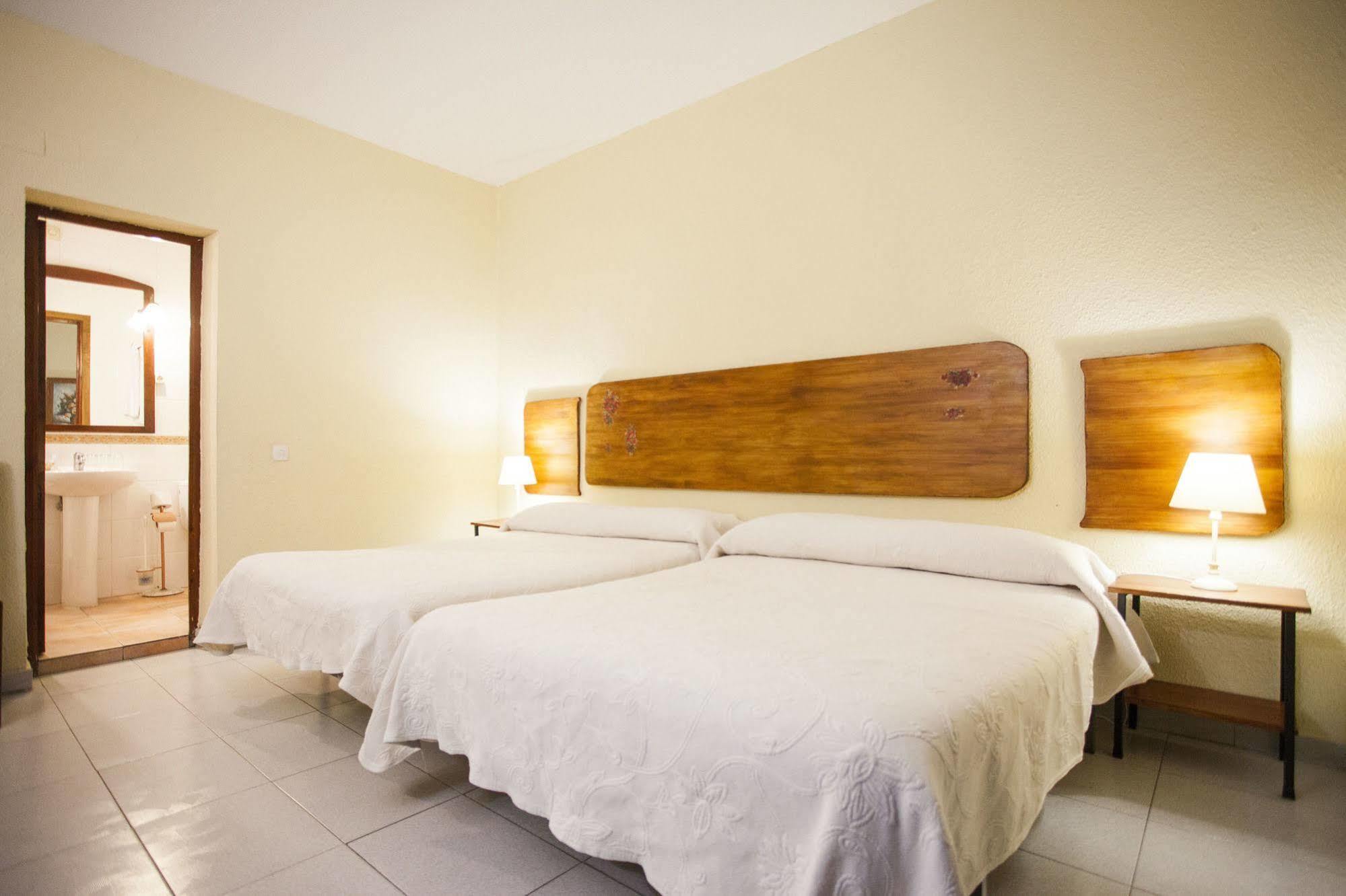 Hostal Castilla Aranjuez Extérieur photo