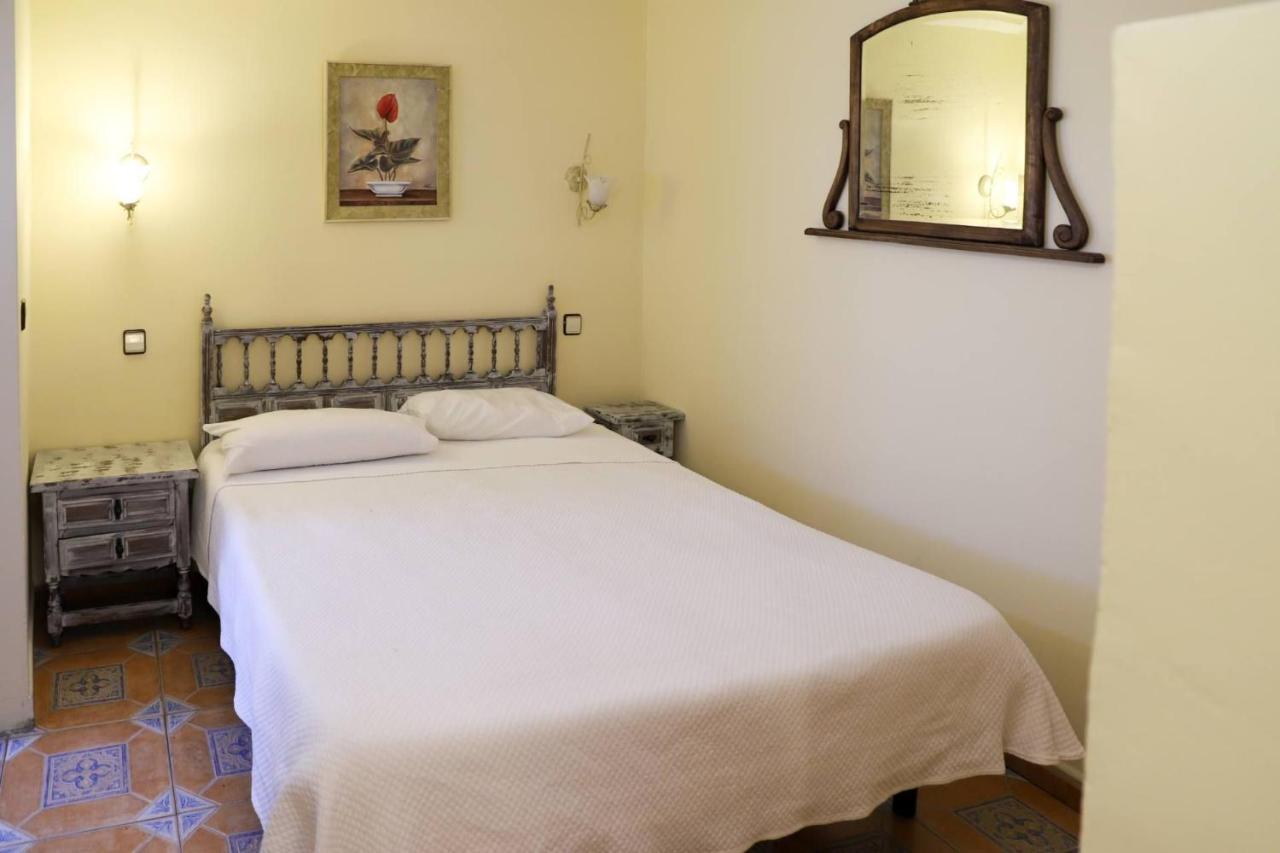 Hostal Castilla Aranjuez Extérieur photo