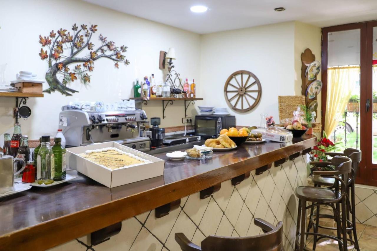 Hostal Castilla Aranjuez Extérieur photo